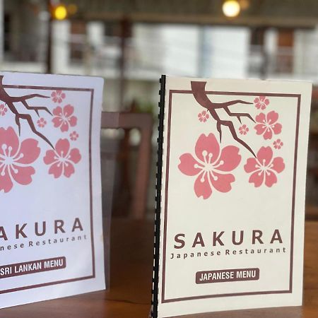 Hotel Izakaya Sakura Kandy Ngoại thất bức ảnh
